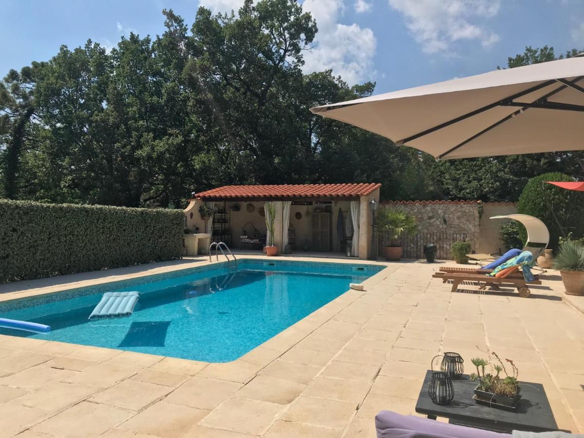 La Brindille Petit Mas Provencal Meuble De Tourisme 3 Etoiles 2-3 Personnes 1 Piece 30 M2 Tout Confort Lisiere Foret Jardin Jacuzzi Piscine Saint-Paul-en-Forêt エクステリア 写真