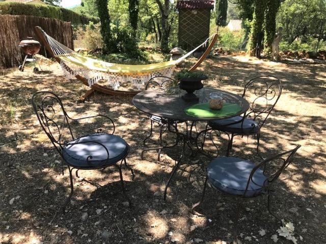 La Brindille Petit Mas Provencal Meuble De Tourisme 3 Etoiles 2-3 Personnes 1 Piece 30 M2 Tout Confort Lisiere Foret Jardin Jacuzzi Piscine Saint-Paul-en-Forêt エクステリア 写真